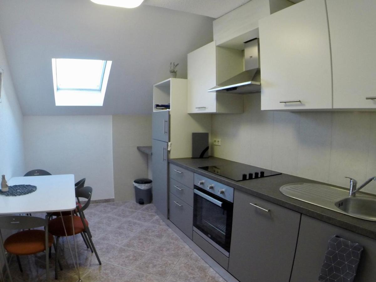 Holiday Apartment Lavanda Sumpetar Jesenice  Eksteriør bilde