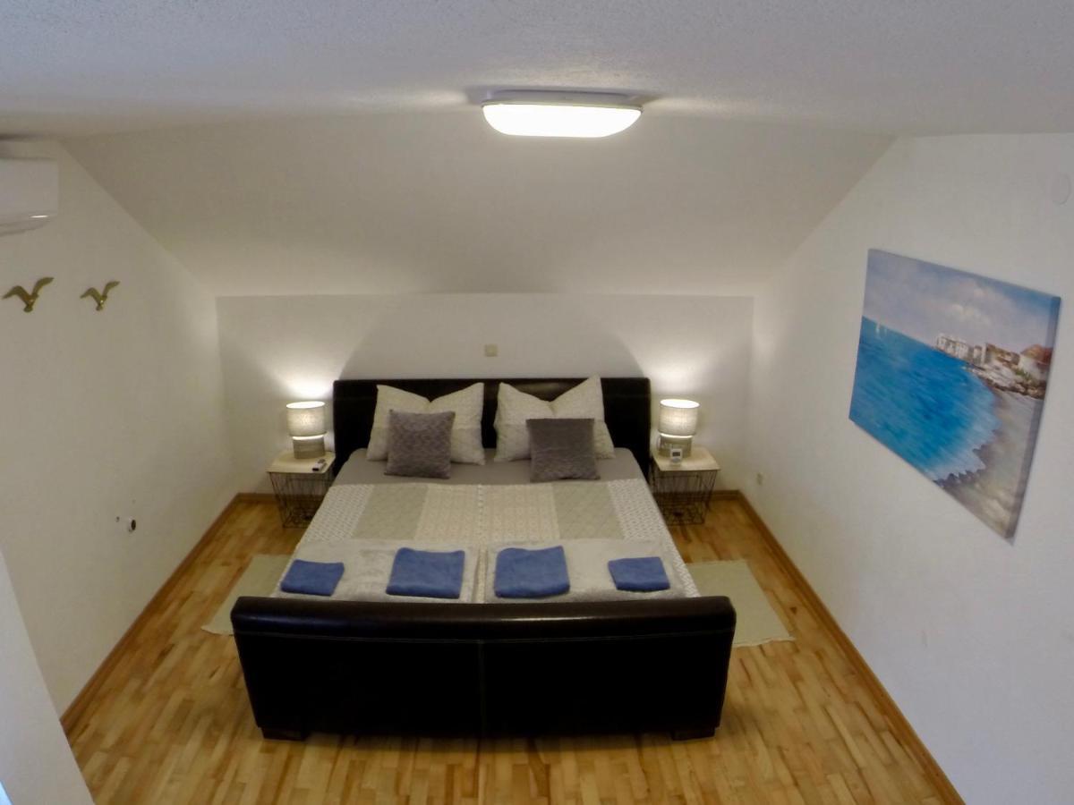 Holiday Apartment Lavanda Sumpetar Jesenice  Eksteriør bilde